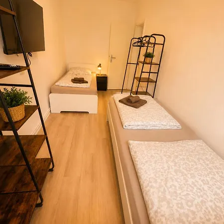 Monteur-apartments * Grammendorf